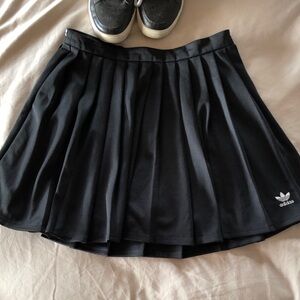 ADIDAS Originals-  Black Pleated Skater Skirt